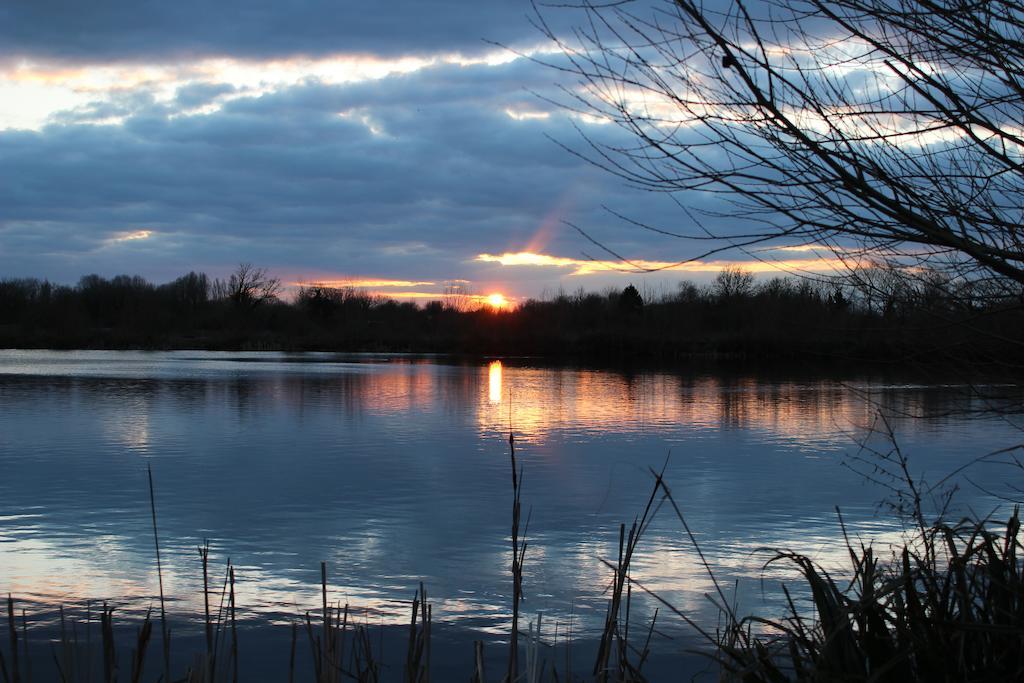 Lake Pochard Holiday Lodgesサウス・サーニー 部屋 写真